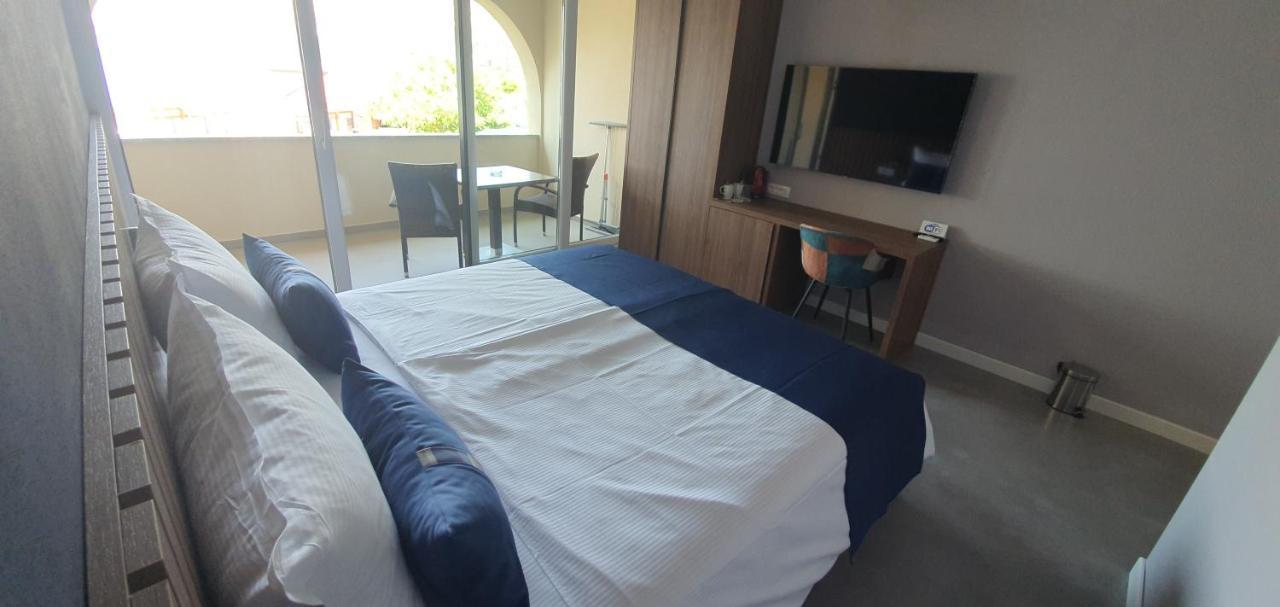 Rooms Nadia Stara Baska Luaran gambar