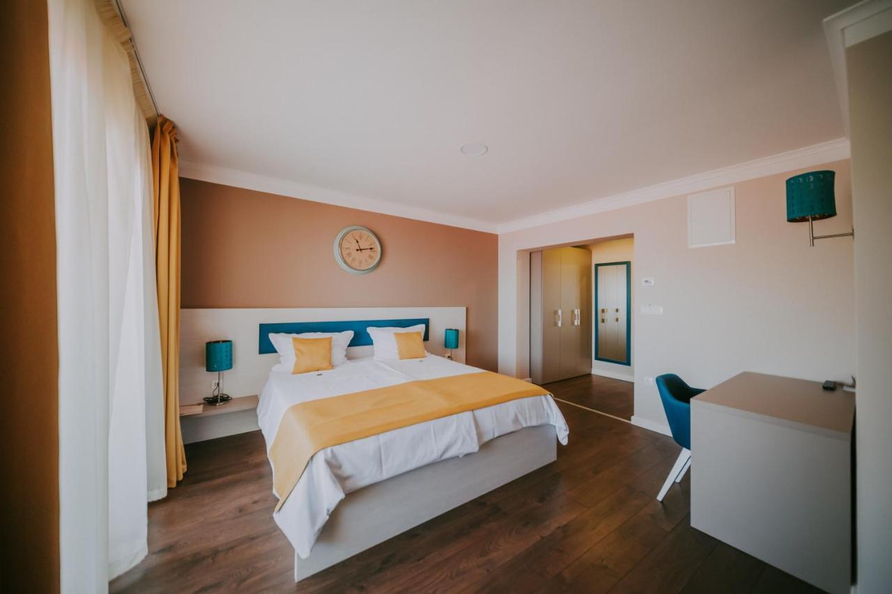 Rooms Nadia Stara Baska Bilik gambar